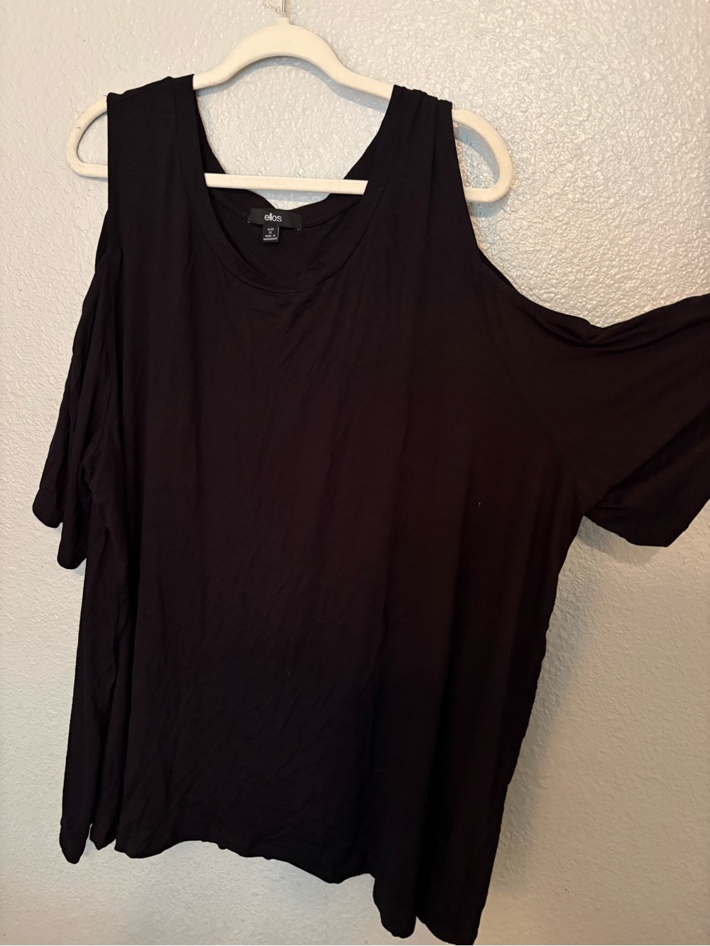 ellos Black Cold-Shoulder Tank Top